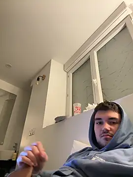 Weanny online show from April 14, 2026, 3:22 am