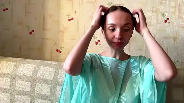 Snapshot of AdriannaBill chatting on April 26, 2026, 4:26 pm AdriannaBill online show from April 26, 2026, 4:26 pm