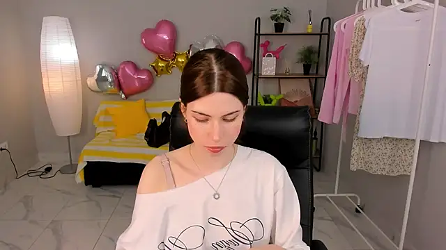 Snapshot of Umia_Bordered chatting on April 16, 2026, 11:44 am Umia Bordered online show from April 16, 2026, 11:44 am