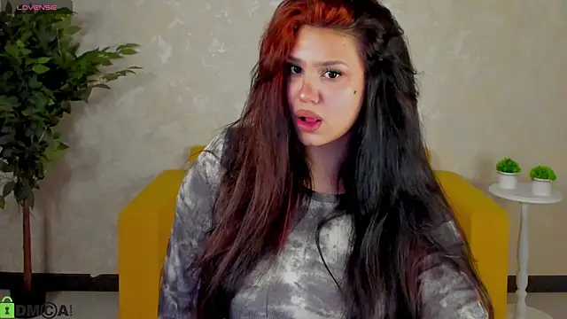 Snapshot of nicolewoss chatting on April 21, 2026, 4:19 am nicolewoss online show from April 21, 2026, 4:19 am
