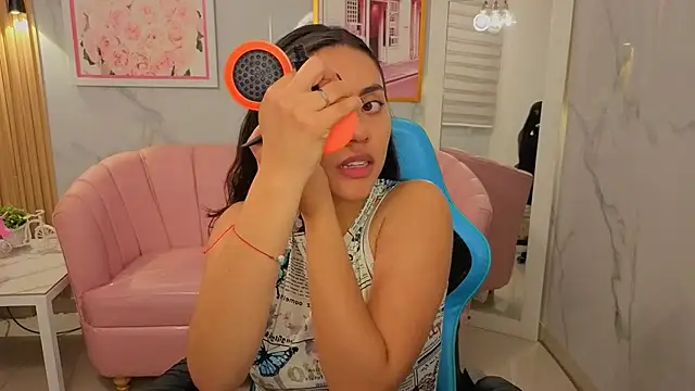 Snapshot of grecia_soler_a chatting on June 10, 2026, 12:50 pm grecia soler a online show from June 10, 2026, 12:50 pm