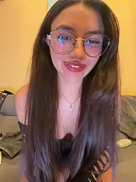 CocoaGigiMuse online show from July 23, 2026, 11:44 pm