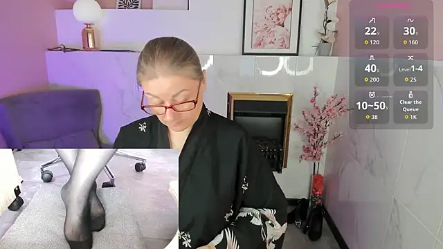Alexandra Kind online show from July 3, 2026, 8:48 pm
