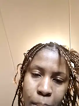 Snapshot of Slender012 chatting on May 18, 2026, 4:07 am Slender012 online show from May 18, 2026, 4:07 am