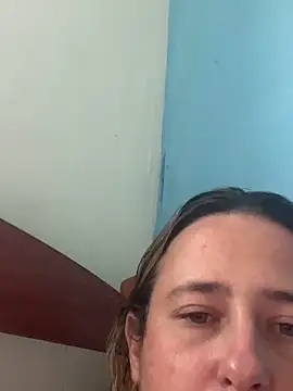 Snapshot of lolitaloira2 chatting on April 15, 2026, 7:58 pm lolitaloira2 online show from April 15, 2026, 7:58 pm