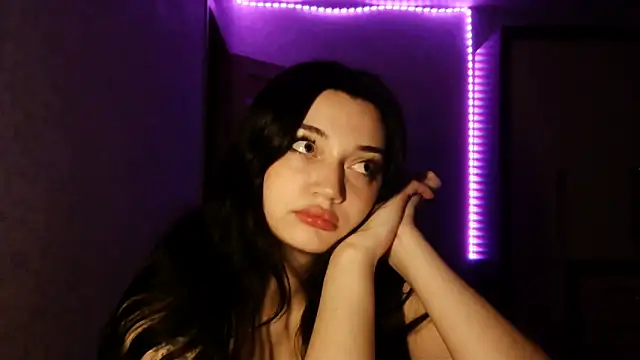 babelillian online show from April 15, 2026, 7:58 pm