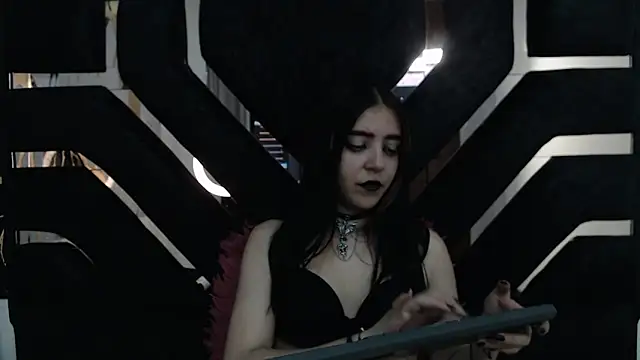 amberblackcs01 online show from May 27, 2026, 1:57 am