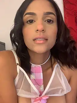 chica perfect online show from June 4, 2026, 6:07 am