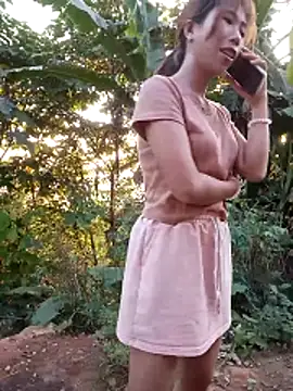 Elena Mia online show from May 13, 2026, 10:50 pm