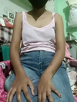 Snapshot of Rashmika__Rouni chatting on April 16, 2026, 9:39 pm Rashmika Rouni online show from April 16, 2026, 9:39 pm