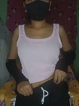 Snapshot of Rashmika__Rouni chatting on May 26, 2026, 8:18 pm Rashmika Rouni online show from May 26, 2026, 8:18 pm