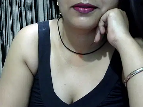 Snapshot of Sexy_Mahekk chatting on June 10, 2026, 8:04 am Sexy Mahekk online show from June 10, 2026, 8:04 am