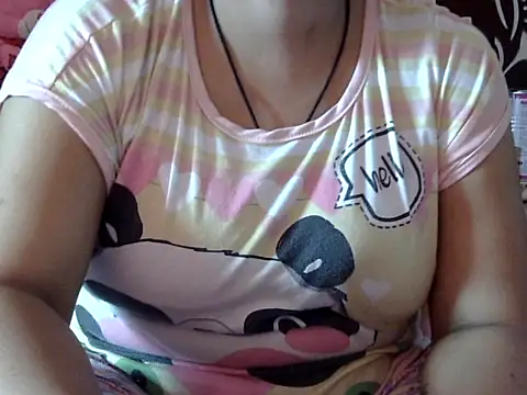 Snapshot of Sexy_Mahekk chatting on June 2, 2026, 10:59 am Sexy Mahekk online show from June 2, 2026, 10:59 am