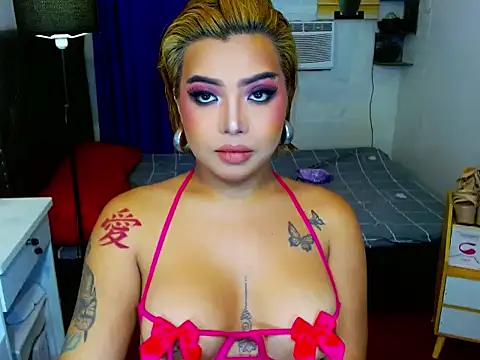 Snapshot of LovelyVictoriaTs chatting on April 16, 2026, 1:45 pm LovelyVictoriaTs online show from April 16, 2026, 1:45 pm