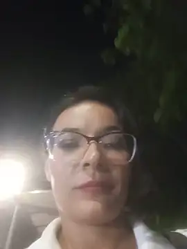 LunaArias online show from June 27, 2026, 2:39 am