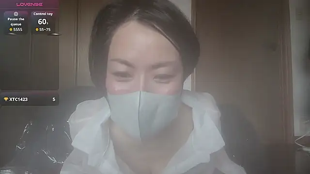 Snapshot of rin2432 chatting on June 2, 2026, 12:21 am rin2432 online show from June 2, 2026, 12:21 am