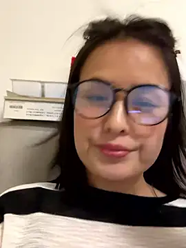 Faye-baby online show from April 30, 2026, 3:08 pm