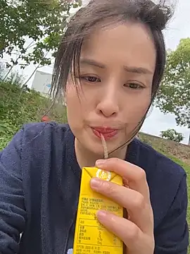 Faye-baby online show from May 8, 2026, 6:28 am