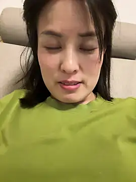 Faye-baby online show from May 7, 2026, 3:15 pm