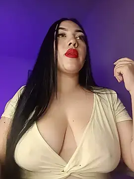 Snapshot of Sophie_col chatting on June 12, 2026, 3:15 am Sophie col online show from June 12, 2026, 3:15 am