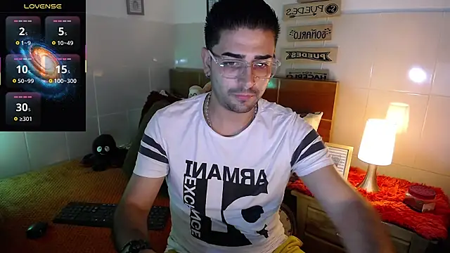 Snapshot of andders_ chatting on July 24, 2026, 1:34 am andders online show from July 24, 2026, 1:34 am