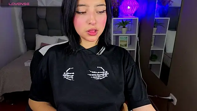 Snapshot of lsa_dolly_nyx chatting on July 4, 2026, 5:03 am lsa dolly nyx online show from July 4, 2026, 5:03 am