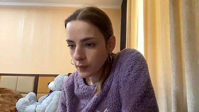 Snapshot of selianderol chatting on May 2, 2026, 7:35 am selianderol online show from May 2, 2026, 7:35 am