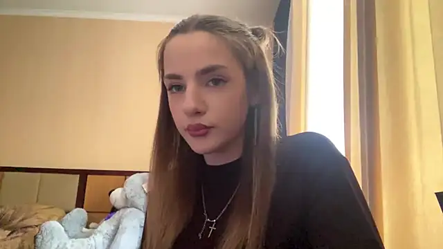 Snapshot of selianderol chatting on May 17, 2026, 11:10 am selianderol online show from May 17, 2026, 11:10 am