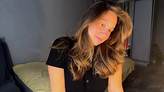 Snapshot of secretnaya_girl chatting on July 4, 2026, 8:21 am secretnaya girl online show from July 4, 2026, 8:21 am