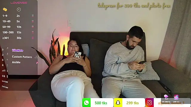 Snapshot of Alyssa_and_DAngelo chatting on July 1, 2026, 2:12 am Alyssa and DAngelo online show from July 1, 2026, 2:12 am