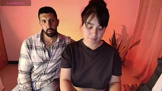 Alyssa and DAngelo online show from April 28, 2026, 1:37 am