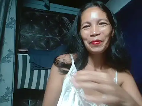 Snapshot of Honeychel chatting on May 24, 2026, 9:04 pm Honeychel online show from May 24, 2026, 9:04 pm