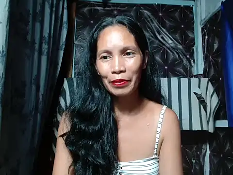 Snapshot of Honeychel chatting on May 9, 2026, 12:19 pm Honeychel online show from May 9, 2026, 12:19 pm