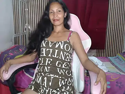 Snapshot of Honeychel chatting on May 14, 2026, 11:13 pm Honeychel online show from May 14, 2026, 11:13 pm