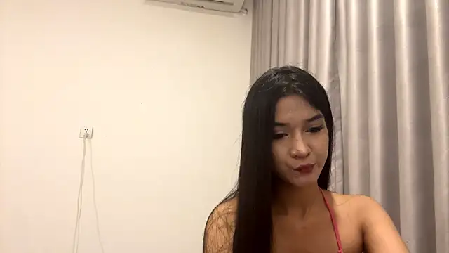 rubycrumbell online show from May 3, 2026, 1:04 pm