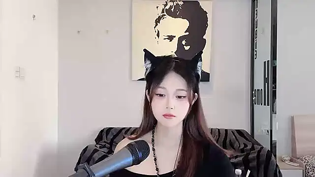 Snapshot of KiKi-011 chatting on June 14, 2026, 6:36 am KiKi-011 online show from June 14, 2026, 6:36 am
