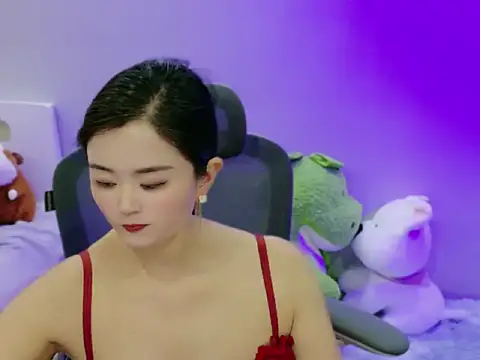 HuiHui26416 online show from April 29, 2026, 10:30 am