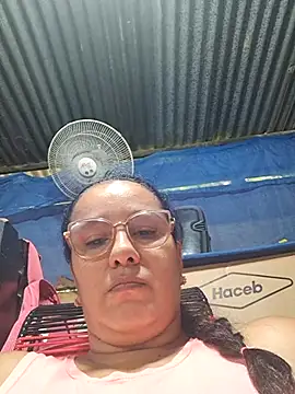 Snapshot of Samanta-42 chatting on May 1, 2026, 1:27 pm Samanta-42 online show from May 1, 2026, 1:27 pm