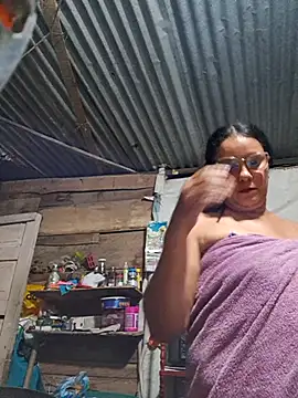 Snapshot of Samanta-42 chatting on July 7, 2026, 12:24 am Samanta-42 online show from July 7, 2026, 12:24 am