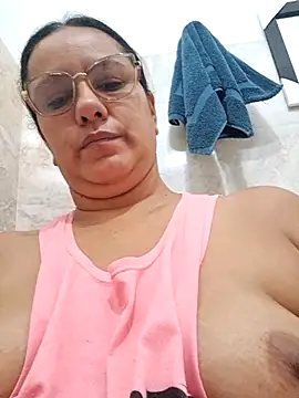 Snapshot of Samanta-42 chatting on July 5, 2026, 12:23 pm Samanta-42 online show from July 5, 2026, 12:23 pm