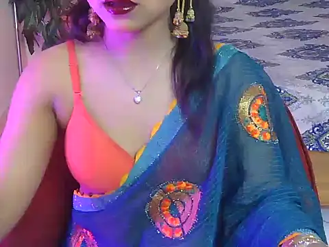 Snapshot of bold-fareen chatting on May 17, 2026, 4:18 pm bold-fareen online show from May 17, 2026, 4:18 pm