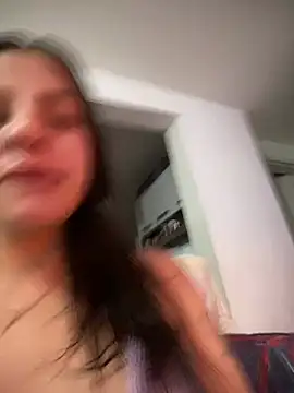 Snapshot of Livia-cortez chatting on May 31, 2026, 1:44 am Livia-cortez online show from May 31, 2026, 1:44 am