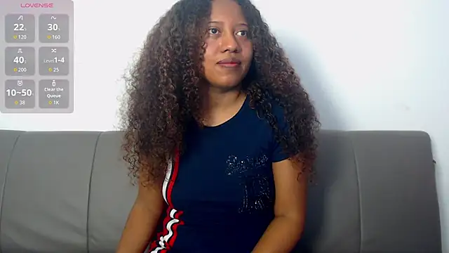 Snapshot of Ms-zozii chatting on July 3, 2026, 3:29 pm Ms-zozii online show from July 3, 2026, 3:29 pm