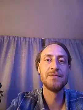 hihilove69 online show from April 16, 2026, 11:40 pm