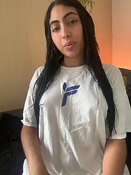 Lily Rush online show from May 21, 2026, 12:13 pm