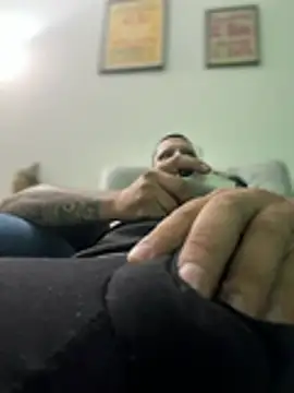 fabianvergon94 online show from June 11, 2026, 11:02 pm