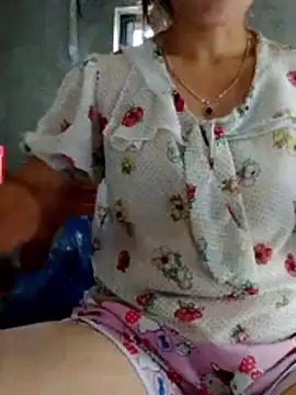 Snapshot of Tieuthu2 chatting on June 1, 2026, 4:56 am Tieuthu2 online show from June 1, 2026, 4:56 am