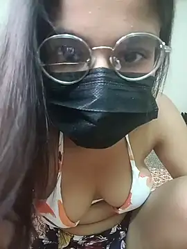 Snapshot of Your_SugarBaby- chatting on May 11, 2026, 9:21 am Your SugarBaby- online show from May 11, 2026, 9:21 am