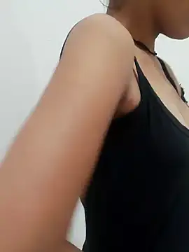 Snapshot of Kamini_rani chatting on June 17, 2026, 6:57 am Kamini rani online show from June 17, 2026, 6:57 am