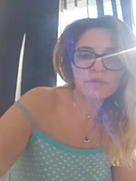 Snapshot of I_amBianca chatting on May 12, 2026, 5:48 am I amBianca online show from May 12, 2026, 5:48 am